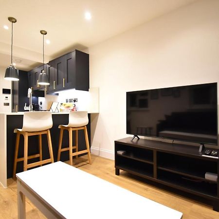 Stunning 3 Bed Apartment London Kültér fotó